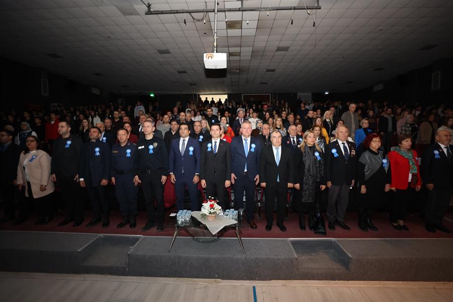 24 Kasım Öğretmenler Günü Urla’da kutlandı